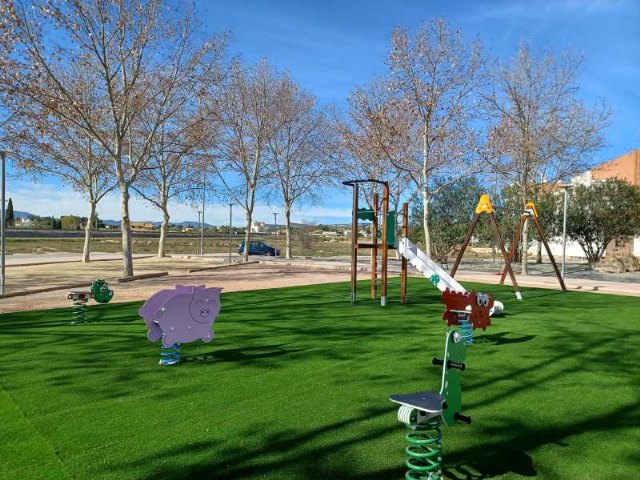 El Ayuntamiento de Mula invierte cerca de 100.000€ en la reparación de parques y jardines