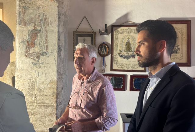 Cultura recupera el cromatismo de las pinturas murales del siglo XVI en la iglesia de del Carmen de Mula Cultura recupera el cromatismo de las pinturas murales del siglo XVI en la iglesia de del Carmen de Mula